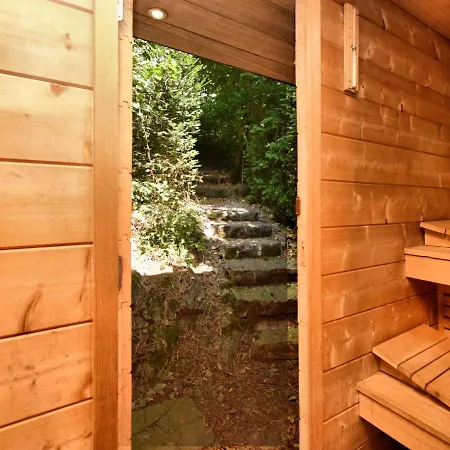 Beautiful Modern House With Stunning Views Hot Tub And Sauna In Surroundings *